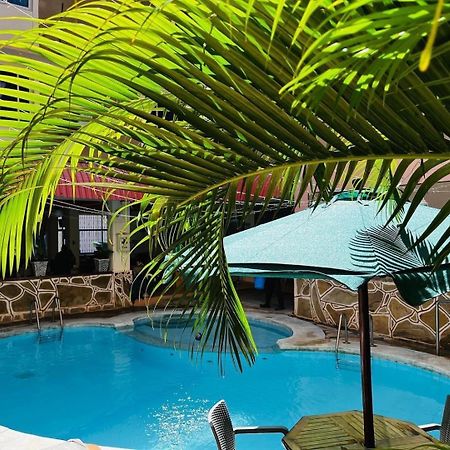 Merry Villa Hotel & Apartments Mombasa Exterior foto