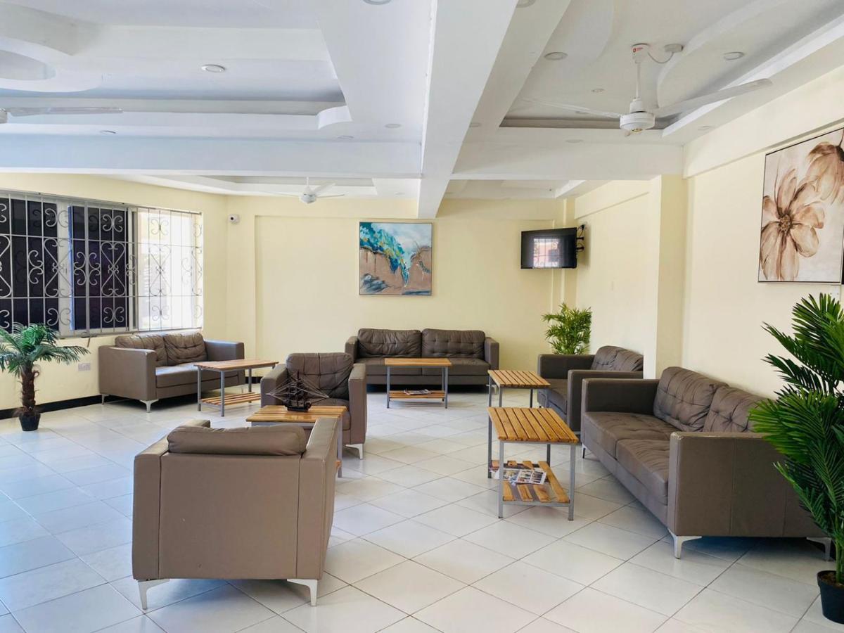 Merry Villa Hotel & Apartments Mombasa Exterior foto