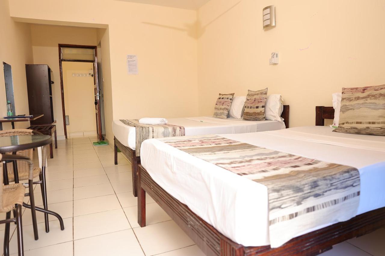 Merry Villa Hotel & Apartments Mombasa Exterior foto